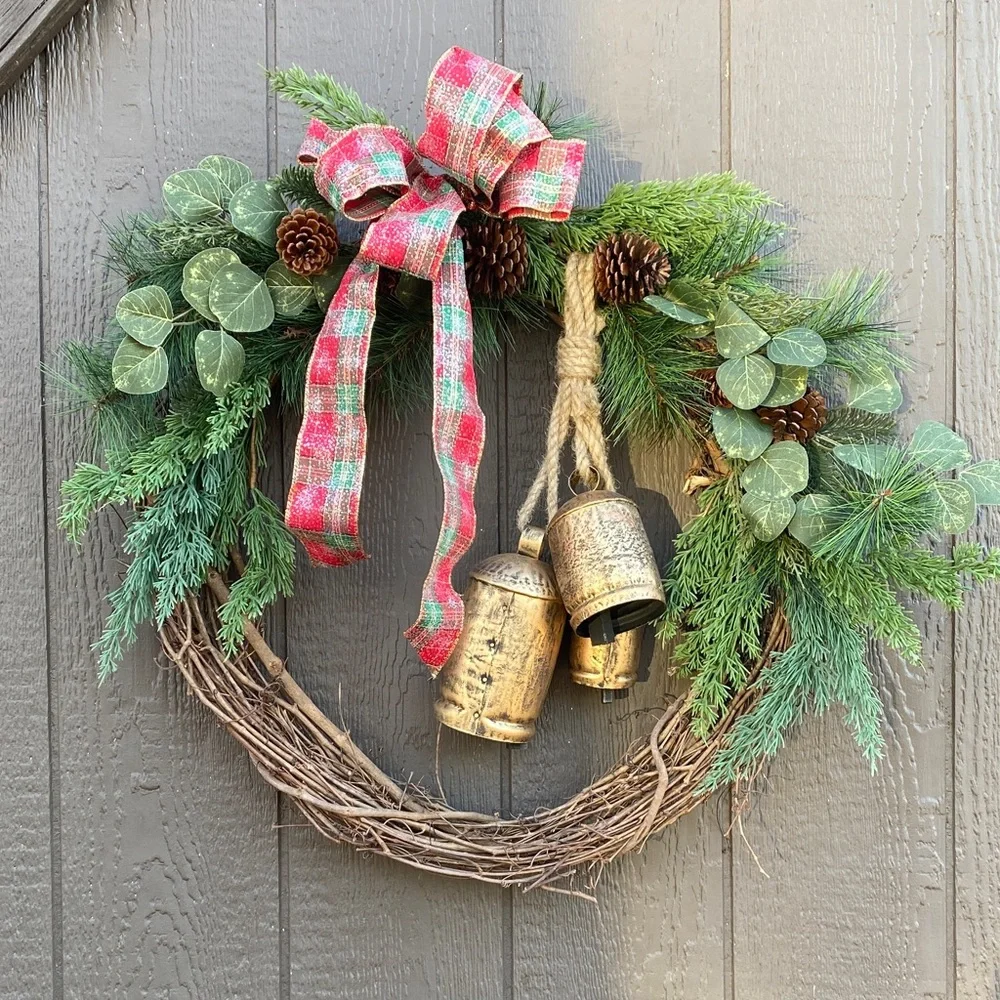 Festive Green and Gold Holiday Wreath
